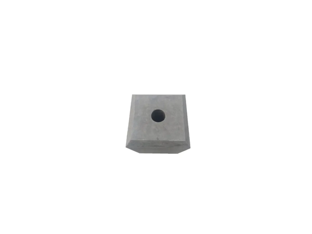 Hardstenen sokkel met facetrand 240 x 240 mm van opzij met afgeschuinde bovenrand